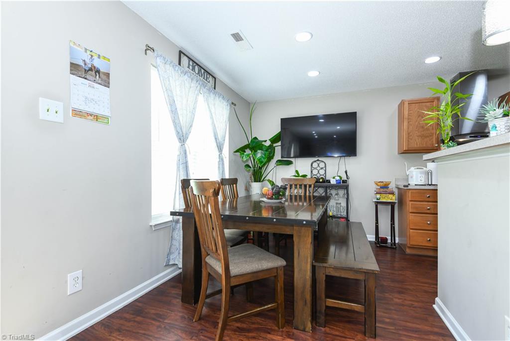 14 Forestglade Drive
