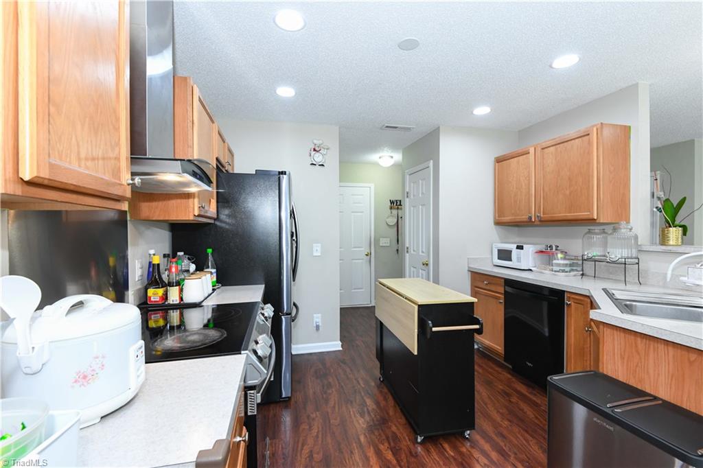 14 Forestglade Drive