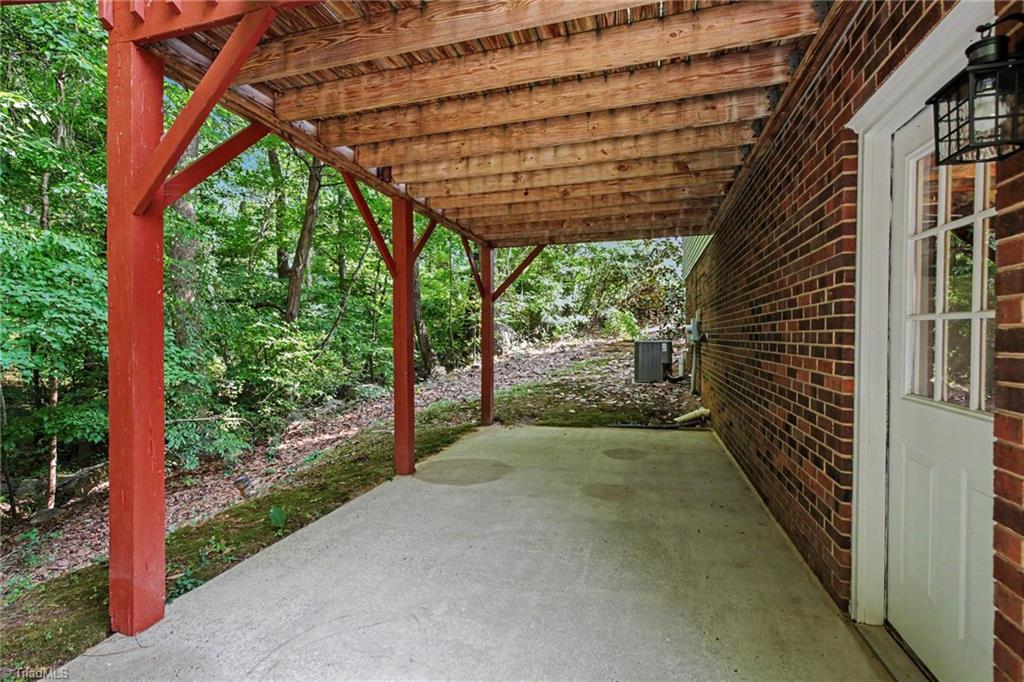 103 Edgedale Court