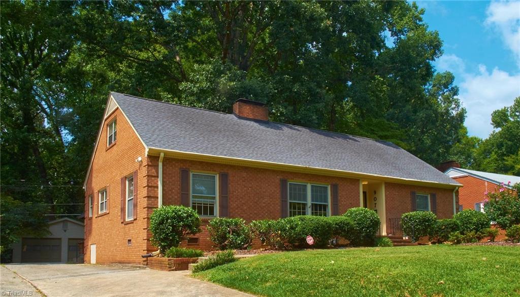 907 Onslow Drive