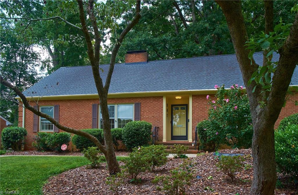 907 Onslow Drive