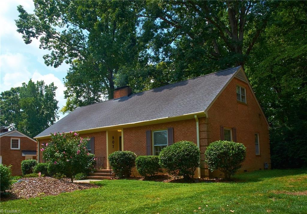 907 Onslow Drive