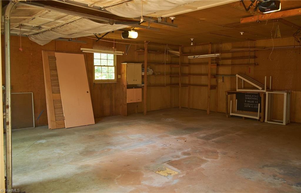 907 Onslow Drive