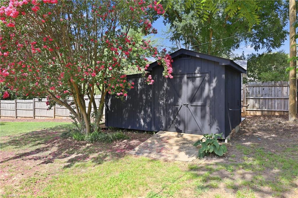 2302 Hathaway Drive