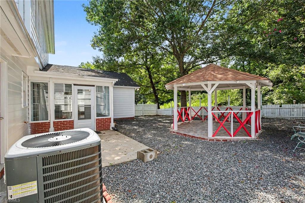 3407 Briarbend Drive