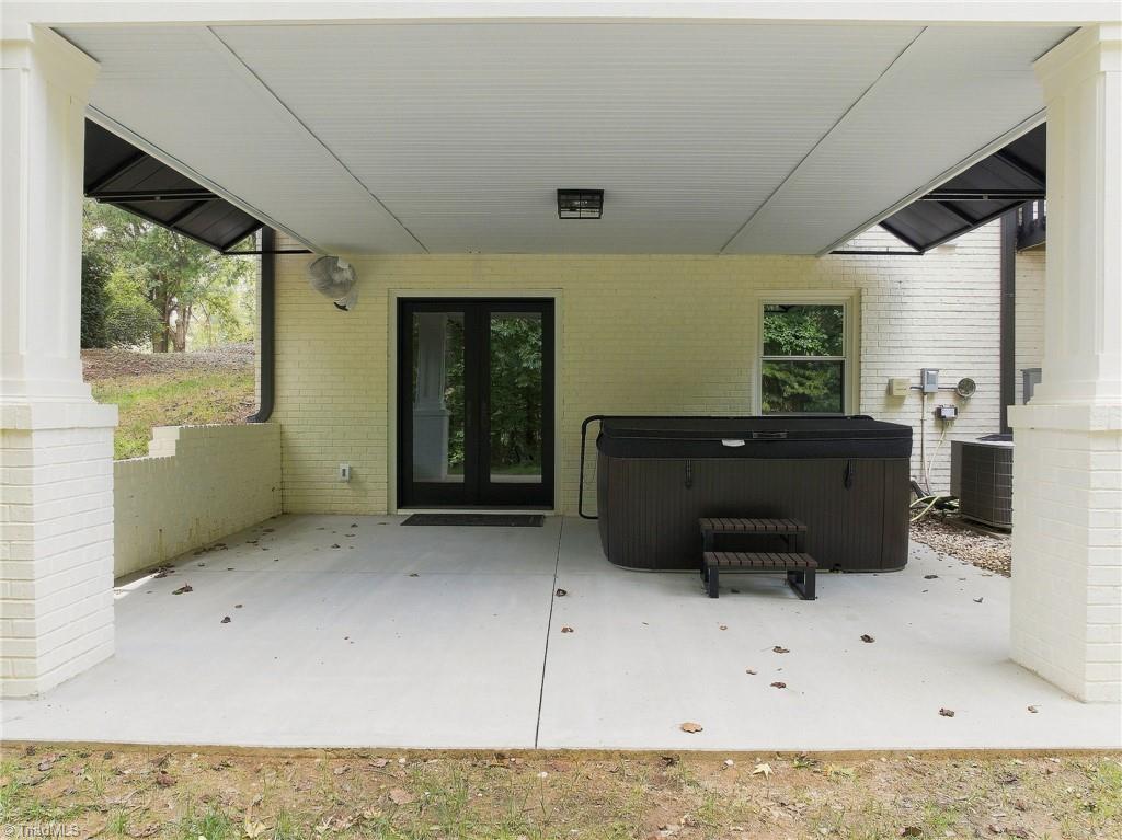 5704 Forest Manor Drive