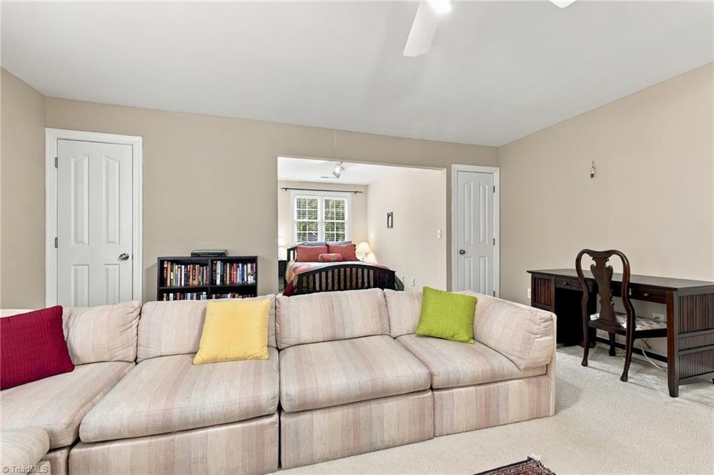 3 Veranda Court