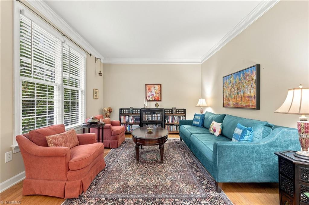 3 Veranda Court