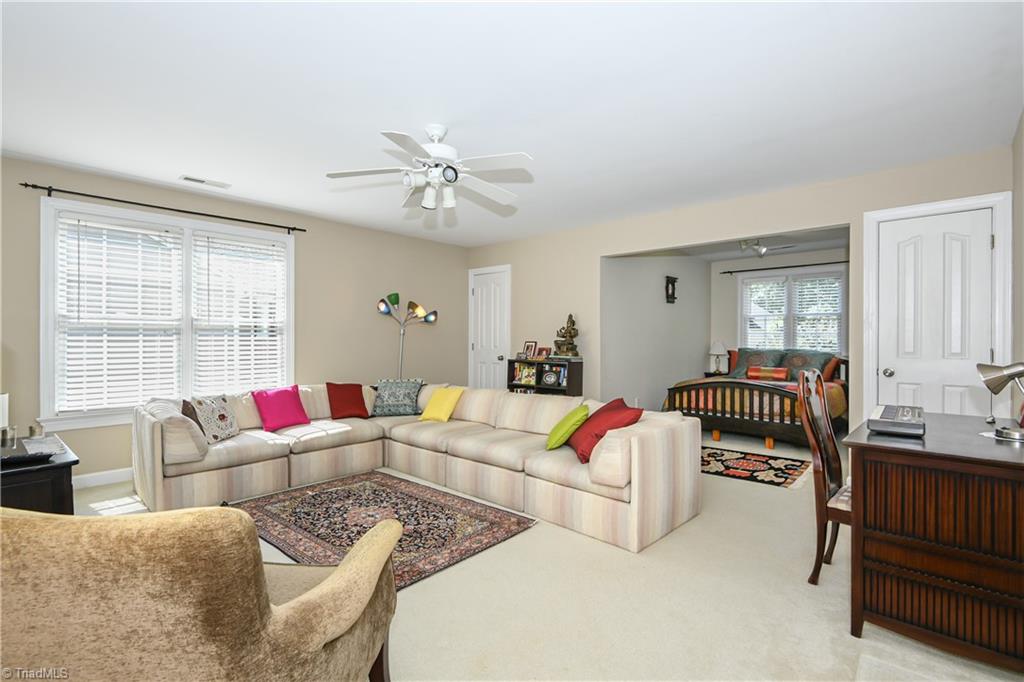3 Veranda Court