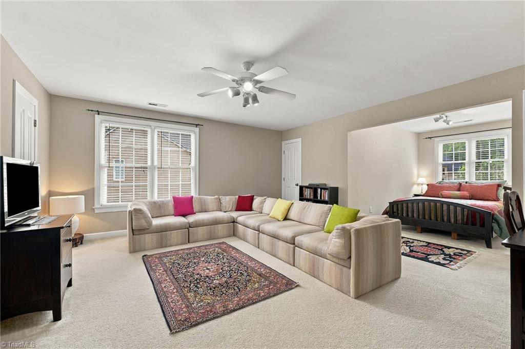 3 Veranda Court