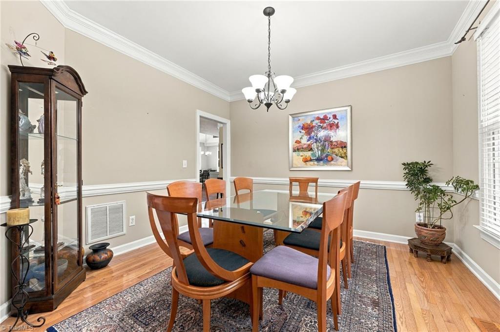 3 Veranda Court