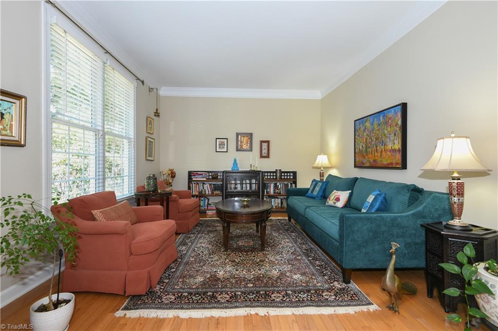 3 Veranda Court