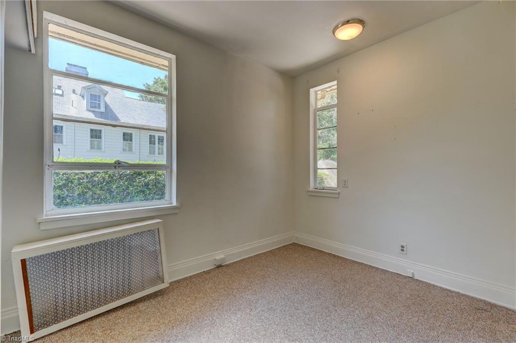 811 N Elm Street