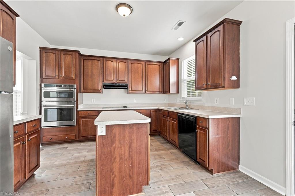 2639 Hidden Pond Cove