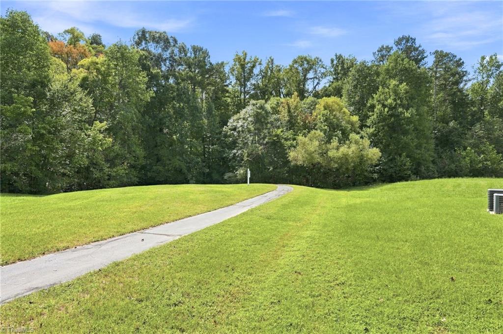 2639 Hidden Pond Cove