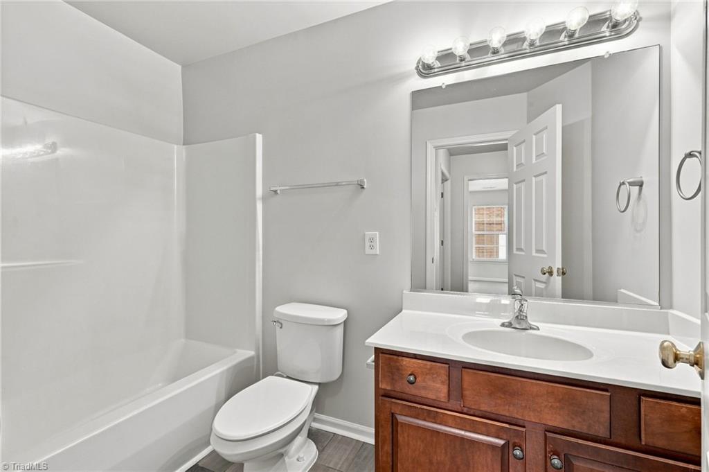 2639 Hidden Pond Cove