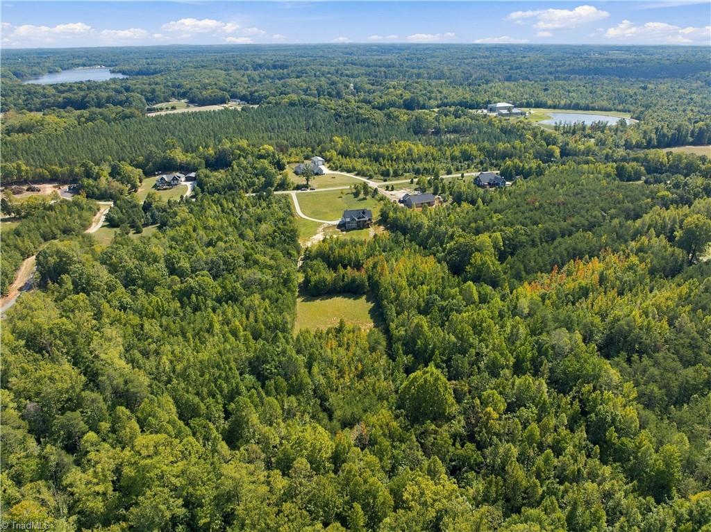 197 Lake Meadows Drive