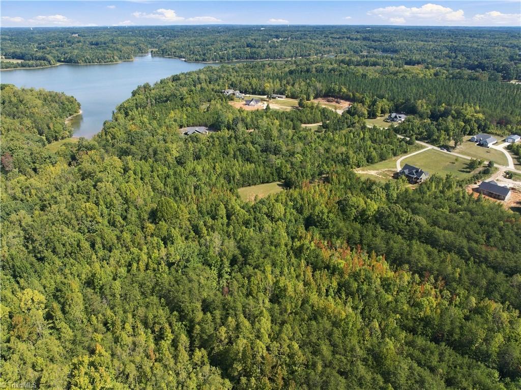 197 Lake Meadows Drive