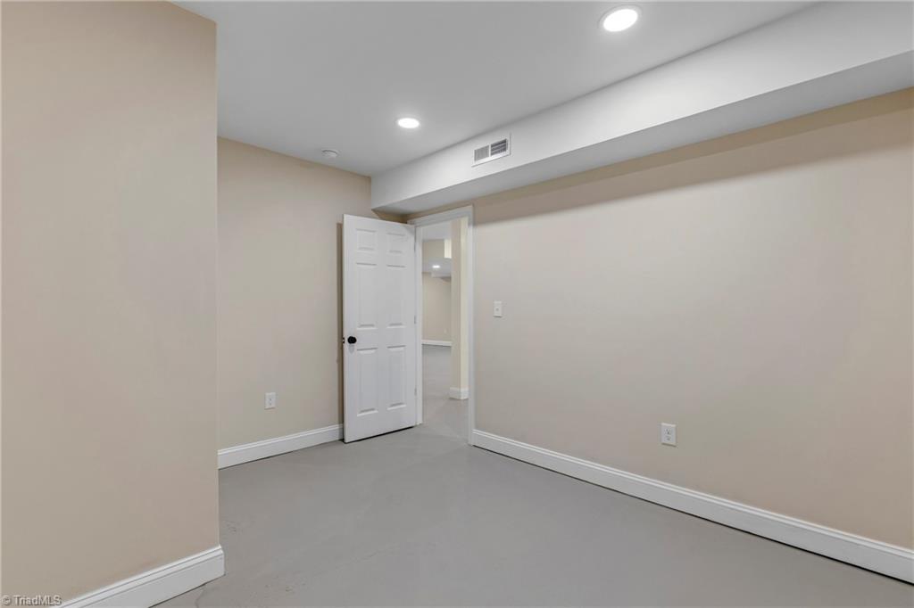 513 Sherbrook Drive