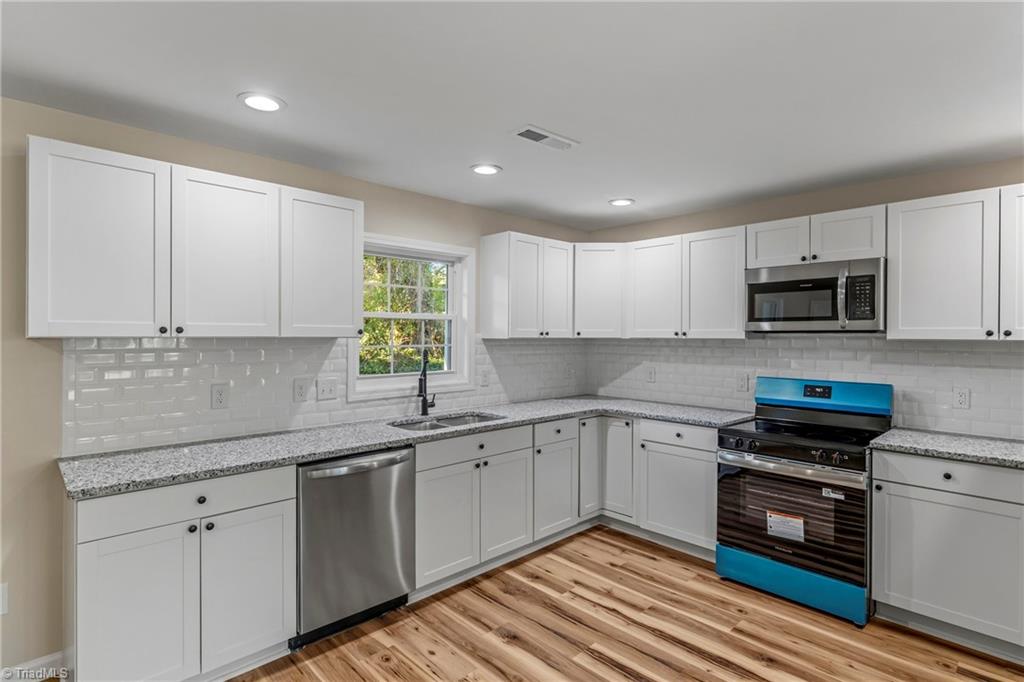 513 Sherbrook Drive