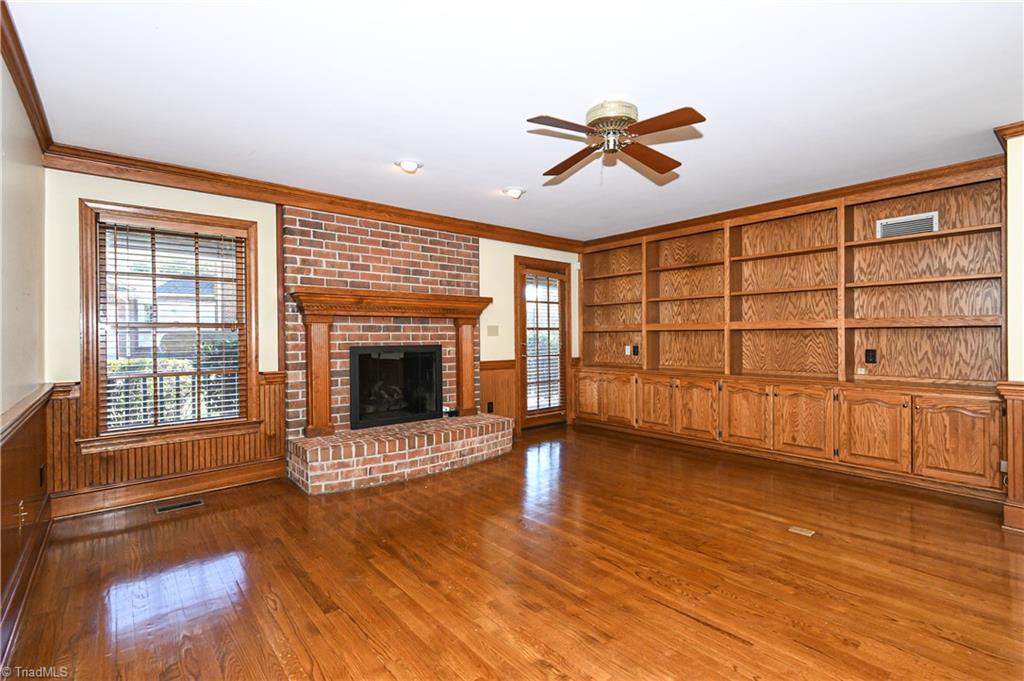 3406 Crosstimbers Drive