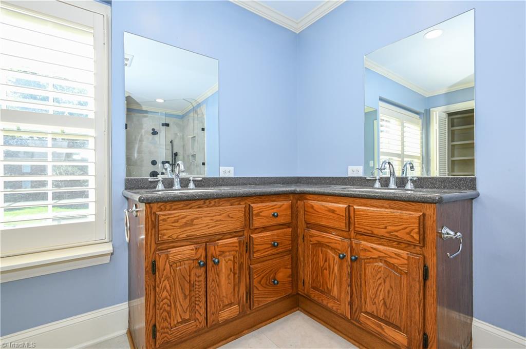 3406 Crosstimbers Drive