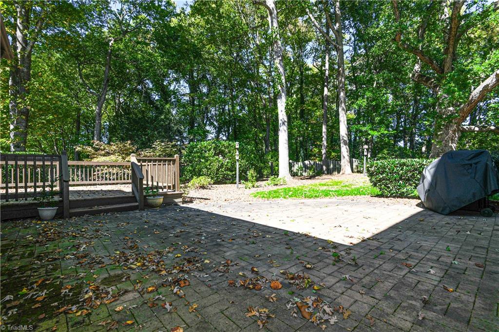 3406 Crosstimbers Drive