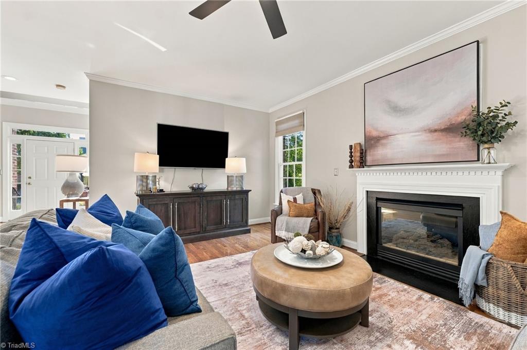 706 Chestnut Hill Court