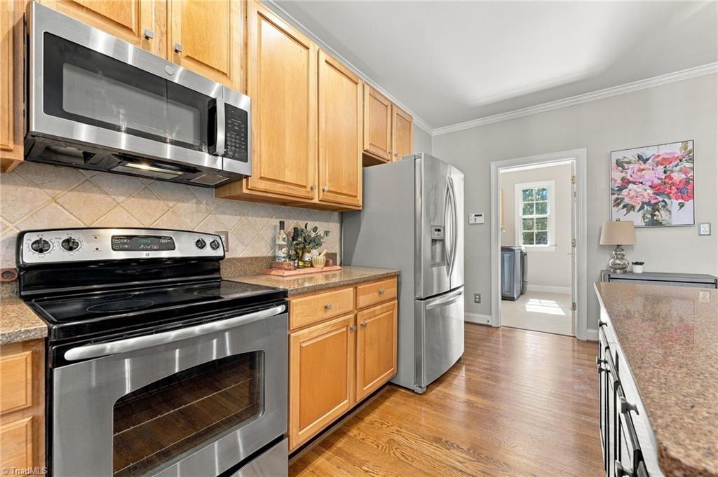 706 Chestnut Hill Court
