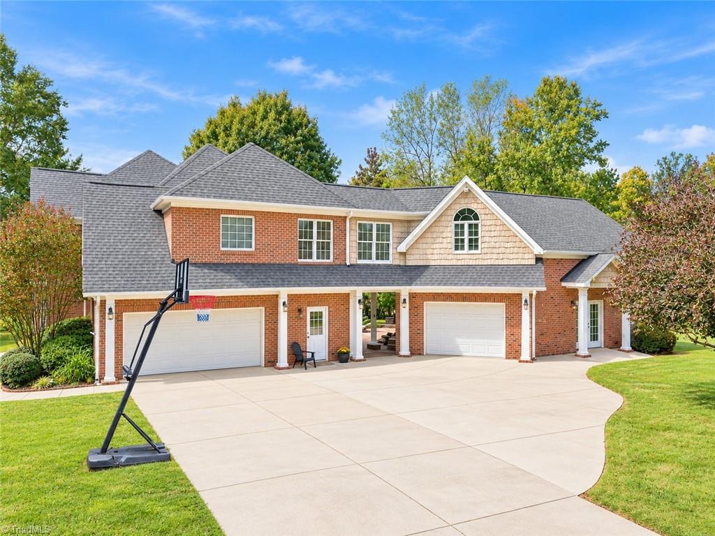 706 Chestnut Hill Court