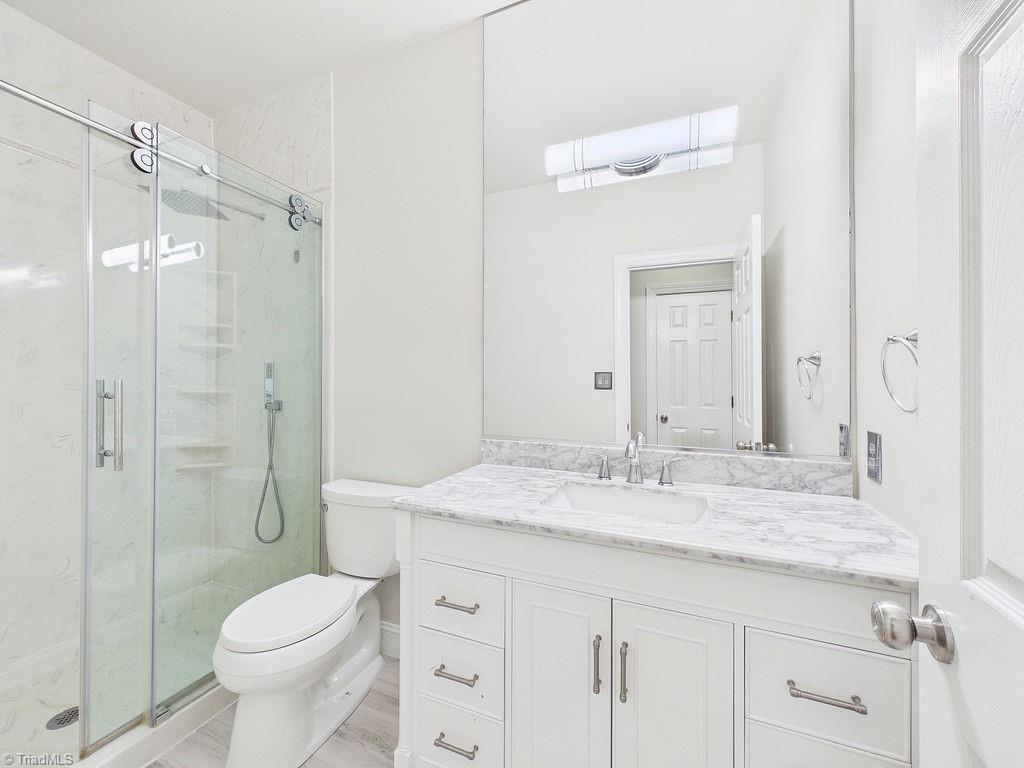948 Aquaview Drive