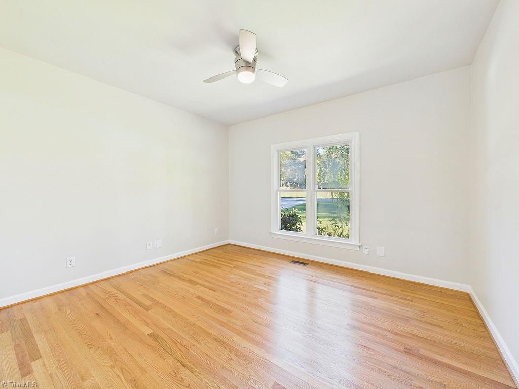948 Aquaview Drive
