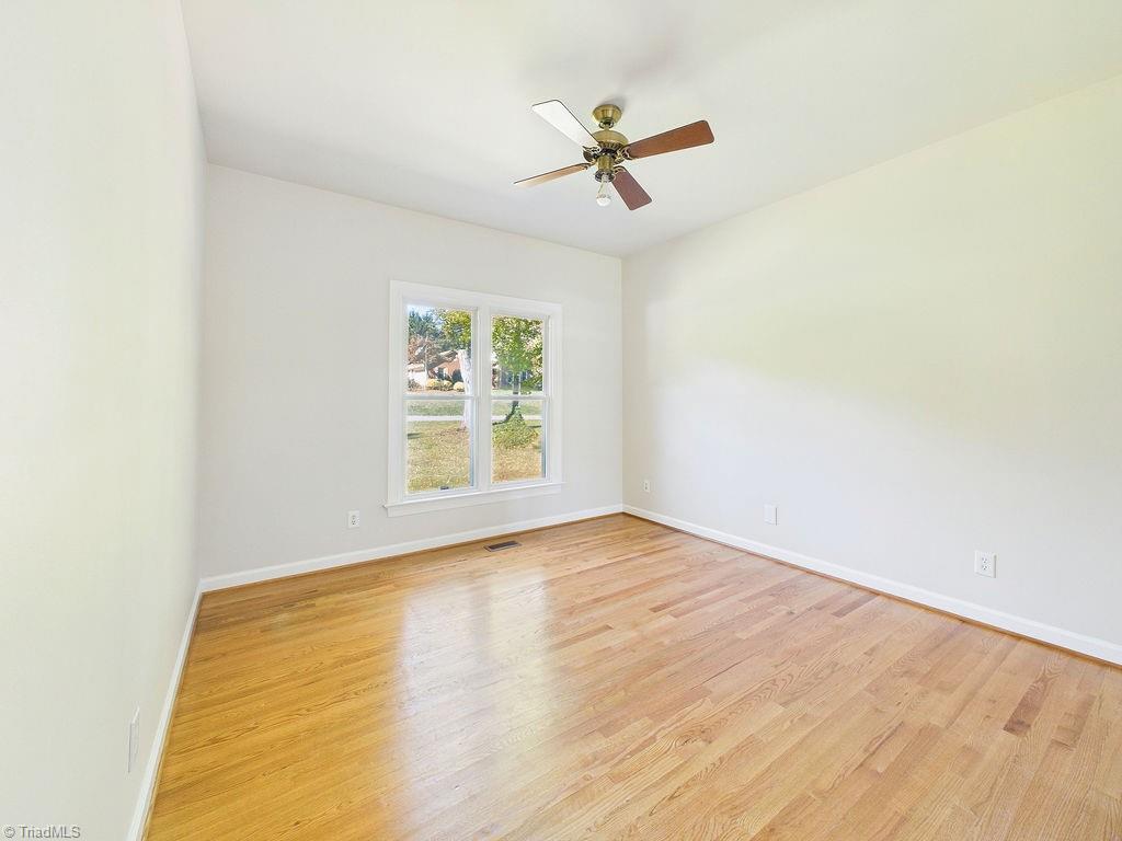 948 Aquaview Drive
