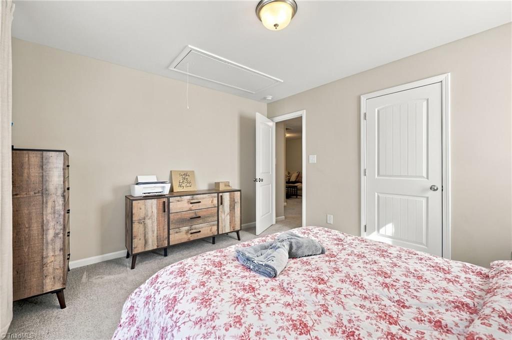 3923 Straw Hat Road