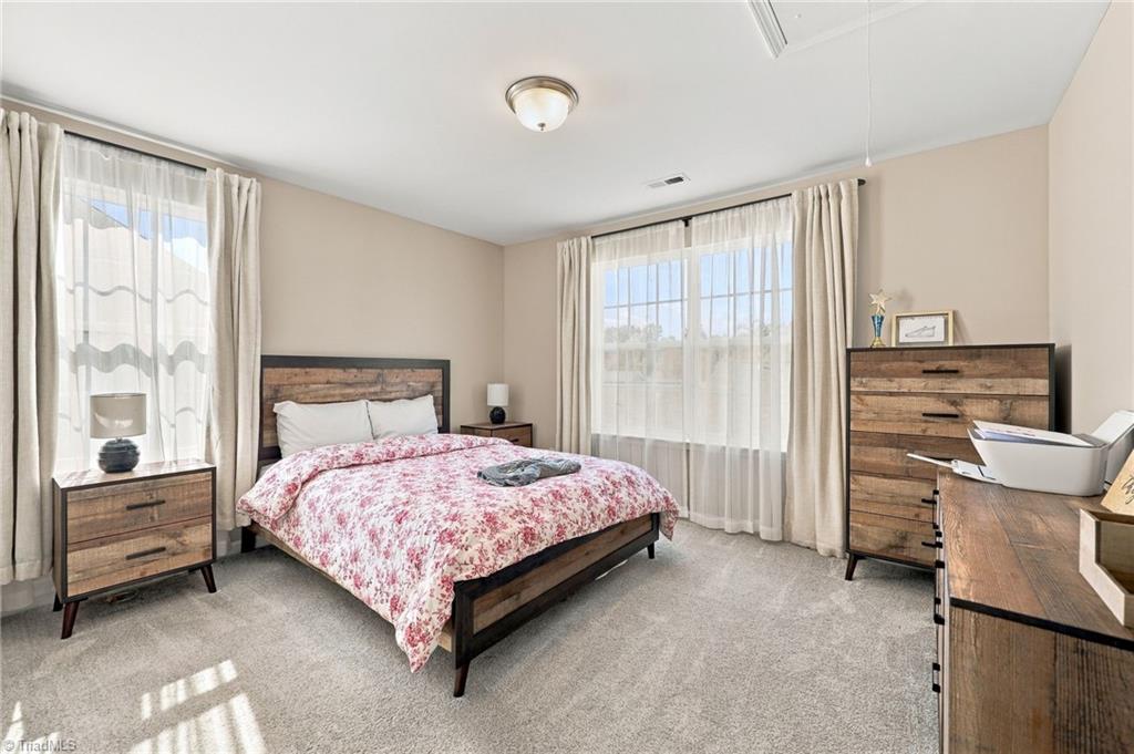 3923 Straw Hat Road