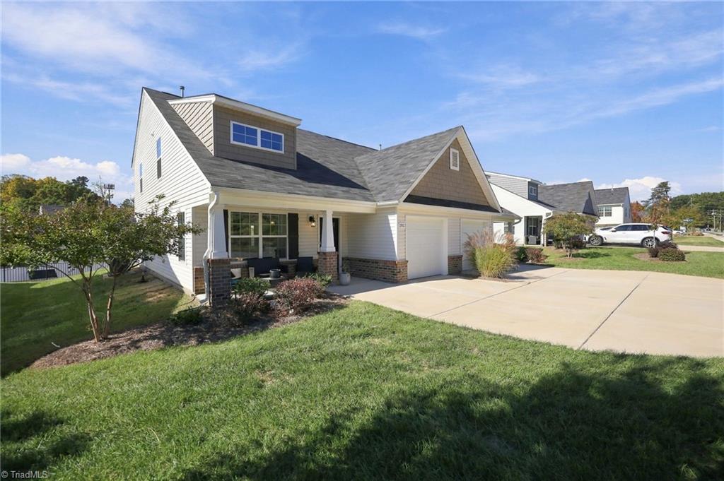 3923 Straw Hat Road