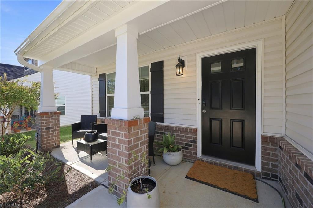 3923 Straw Hat Road