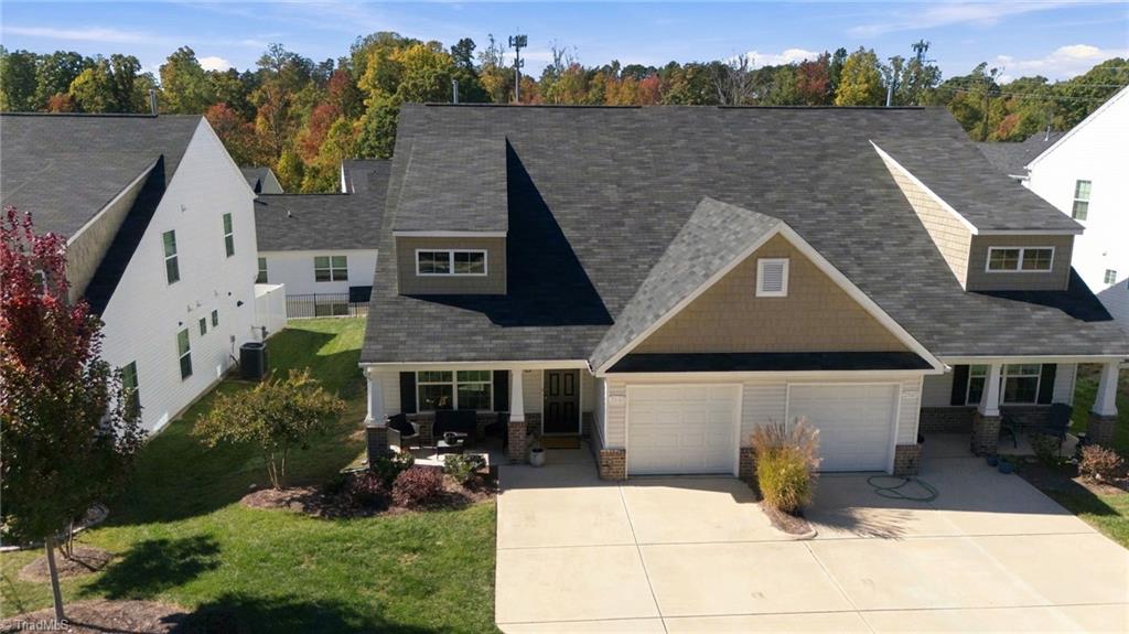 3923 Straw Hat Road