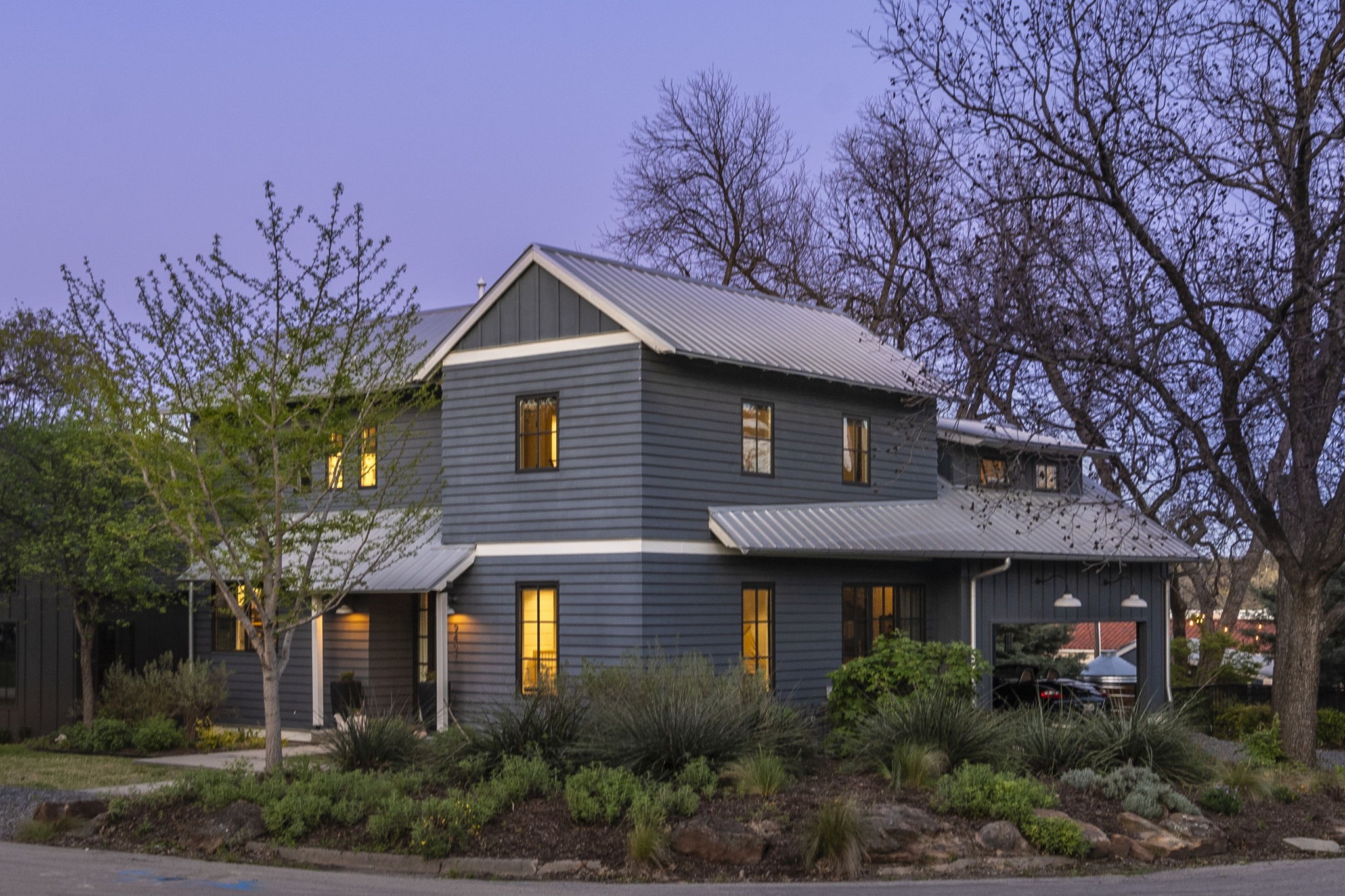 9402 Peninsula Drive