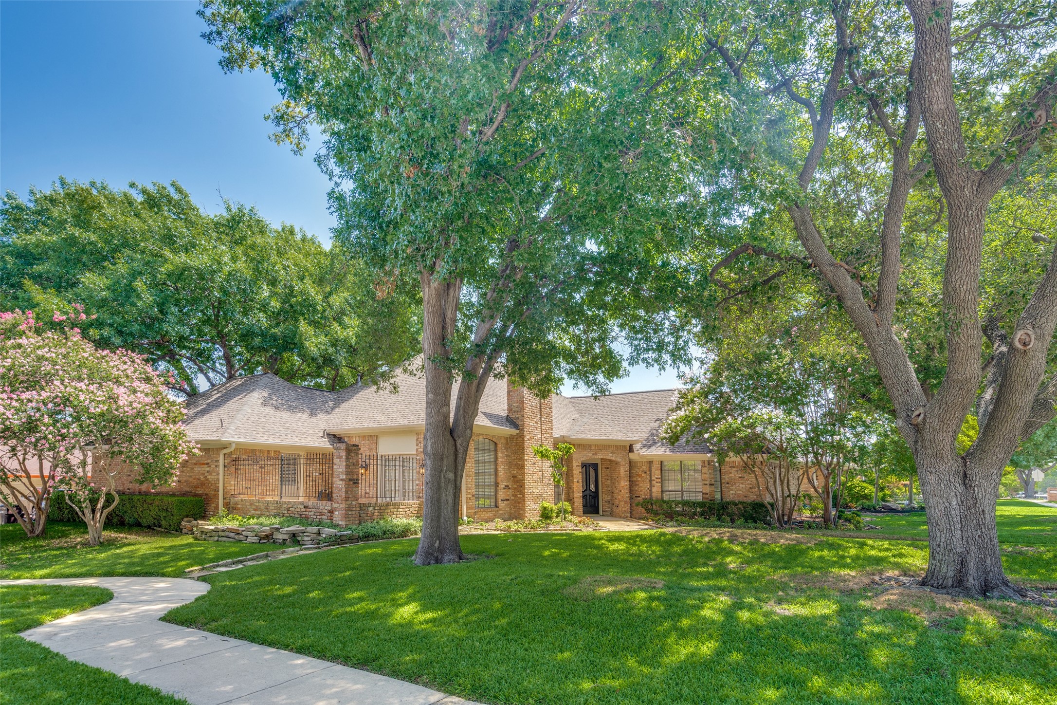 2245 Cross Bend Road