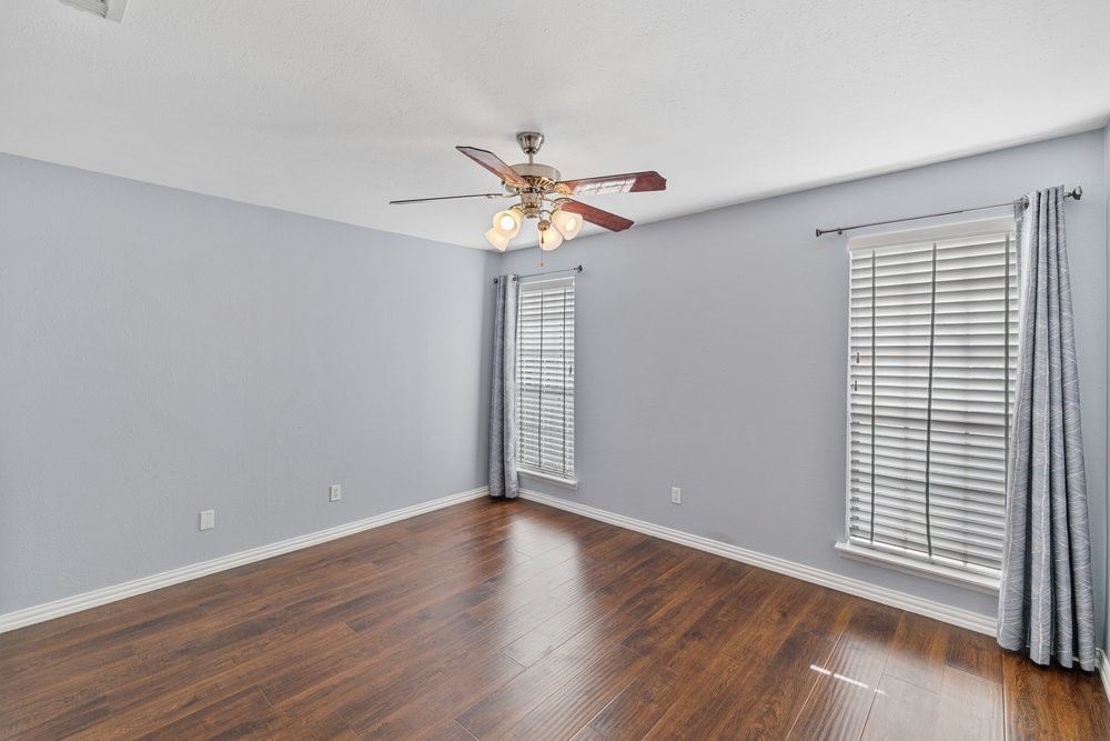 3818 N Hall Street 125