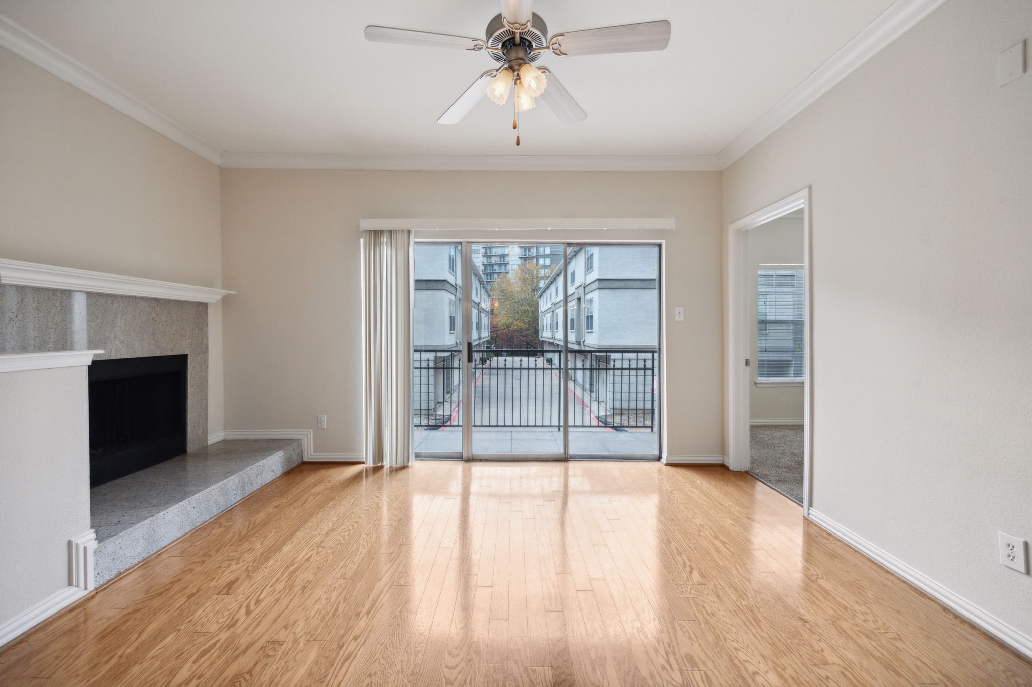 2201 Wolf Street 2104