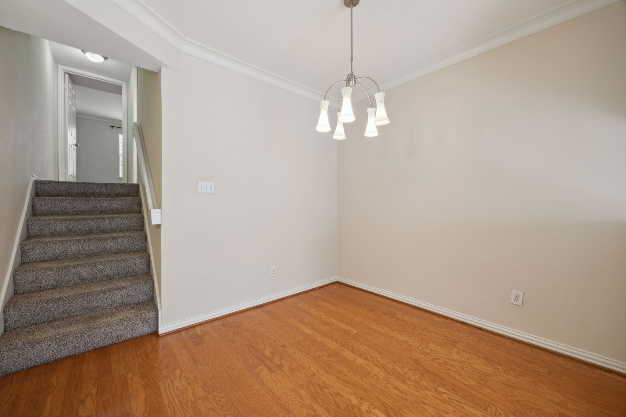 2201 Wolf Street 2104