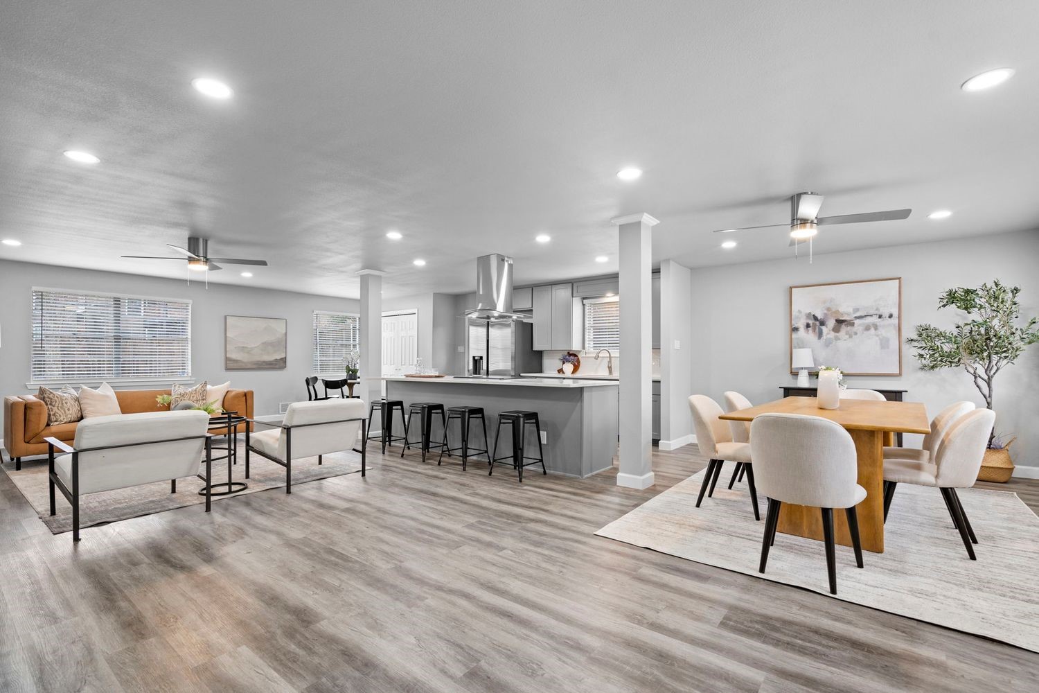 9723 Queenswood Lane