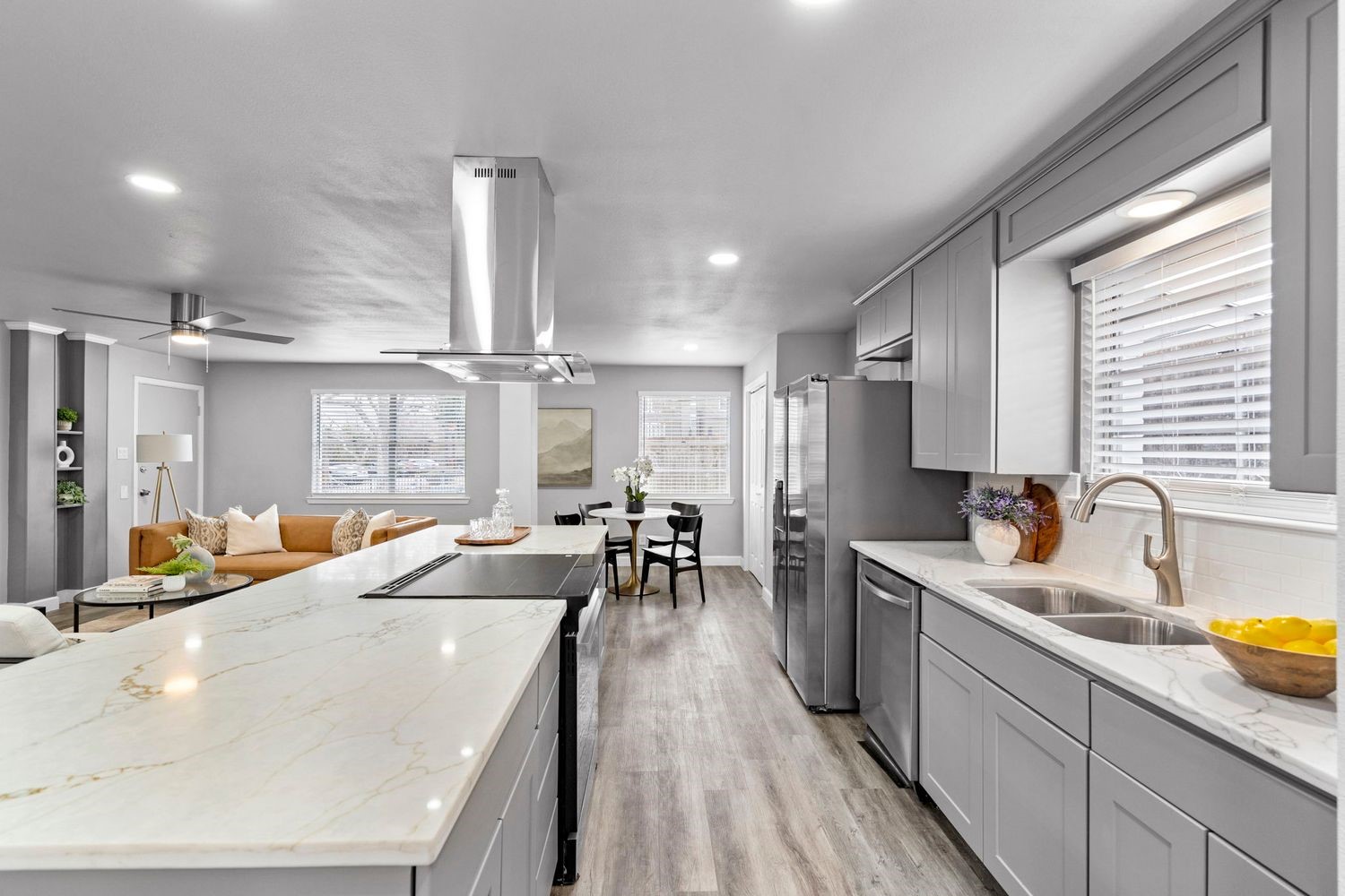 9723 Queenswood Lane