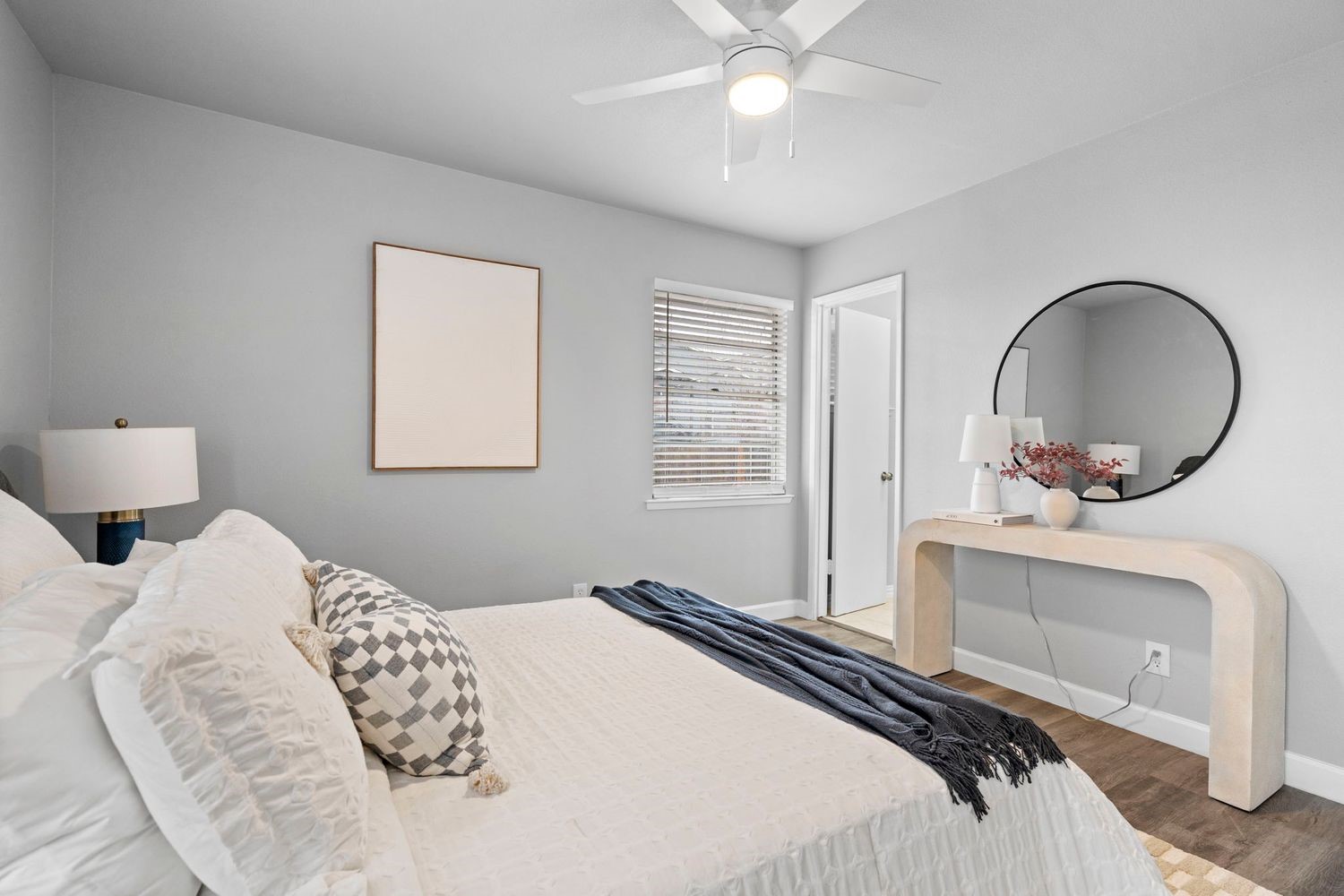 9723 Queenswood Lane