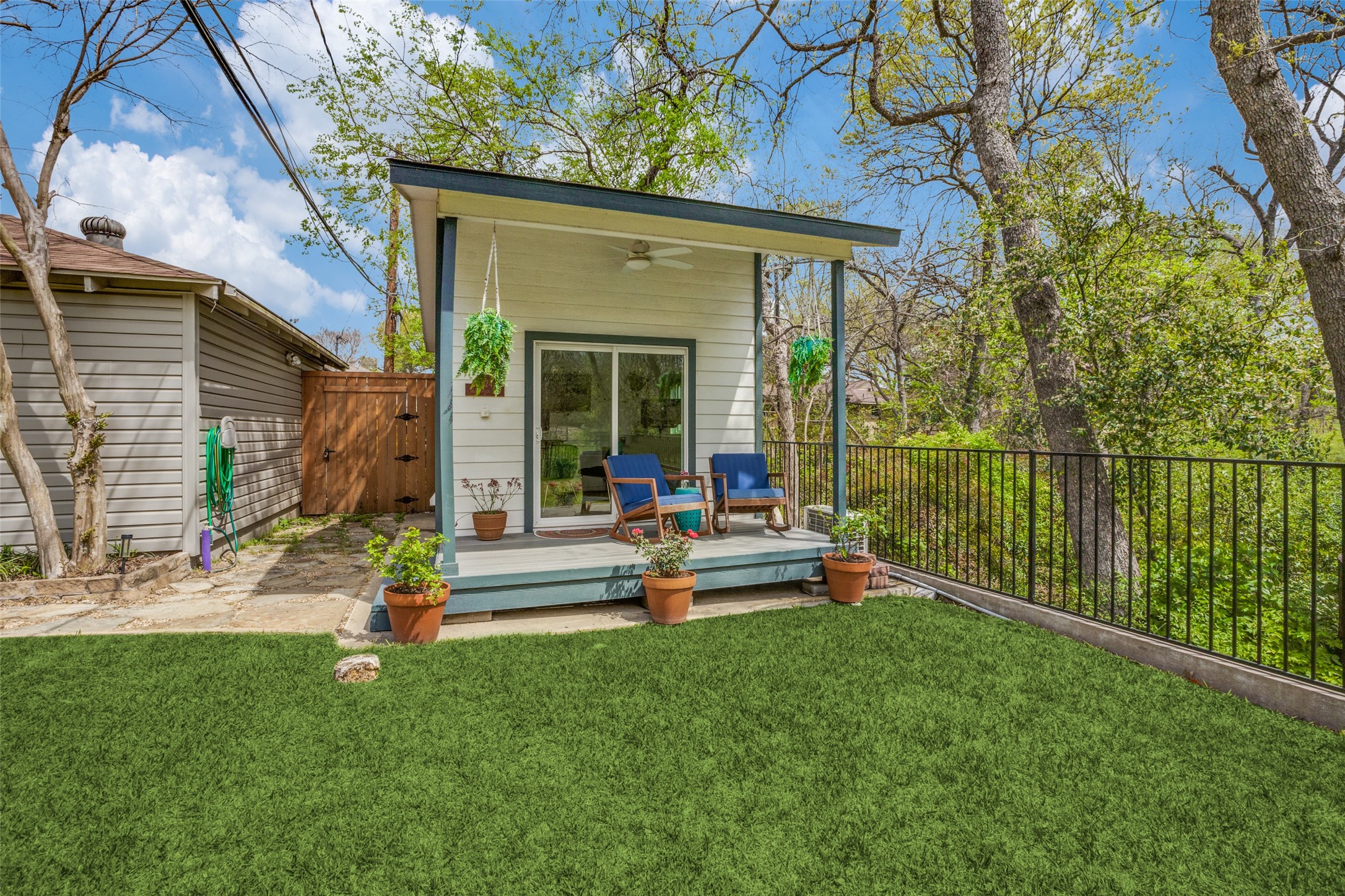 7224 Alexander Drive