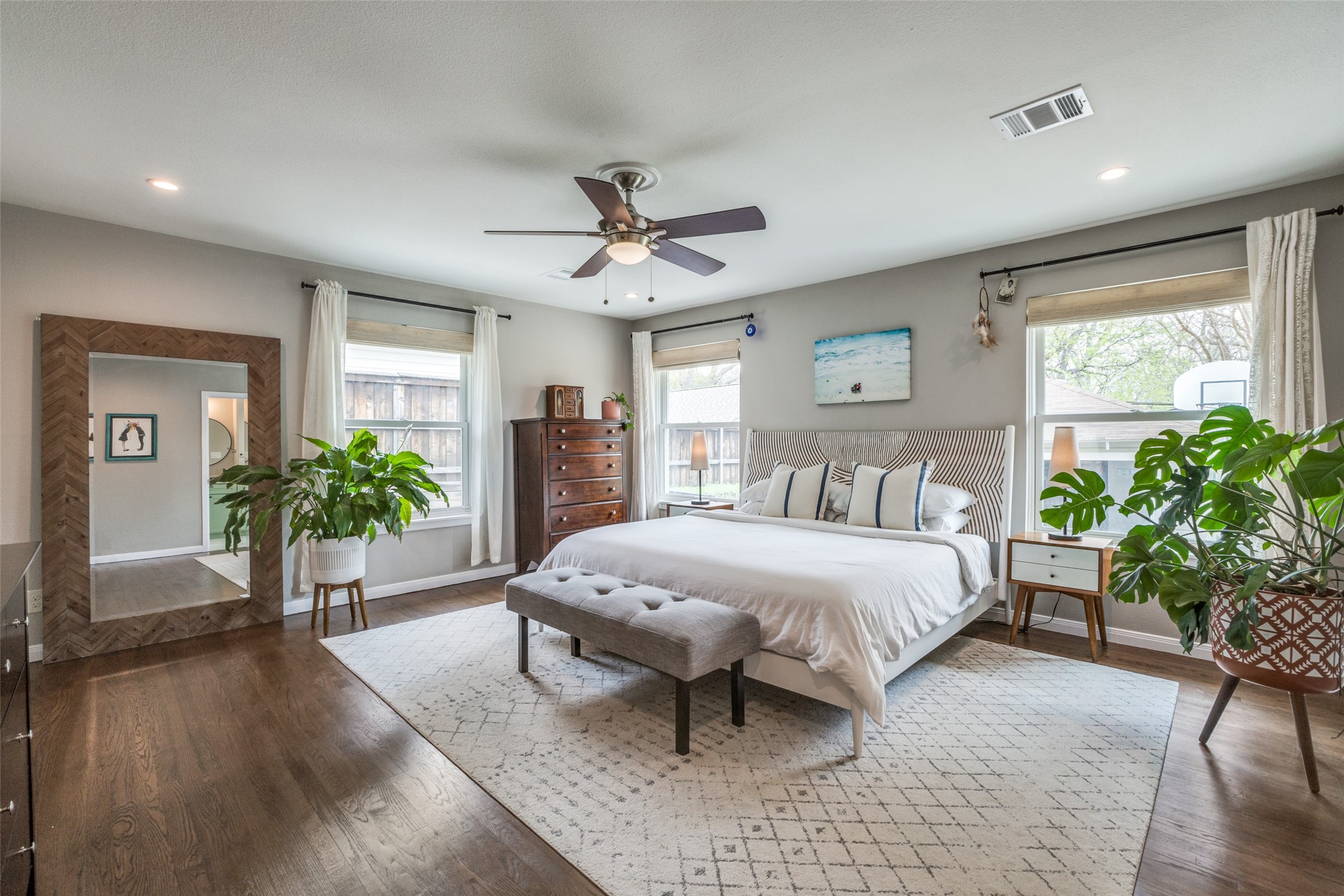 7224 Alexander Drive