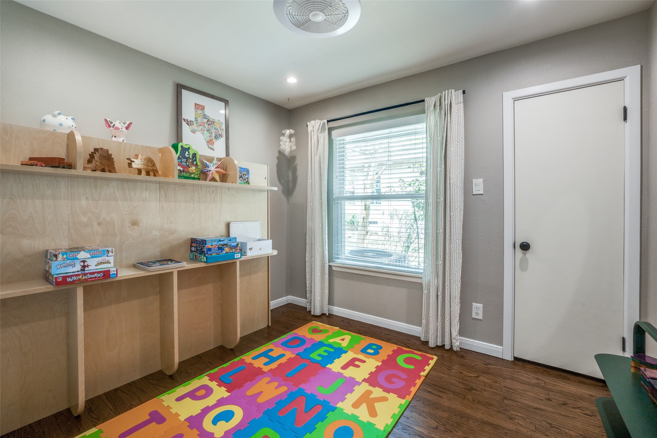 7224 Alexander Drive