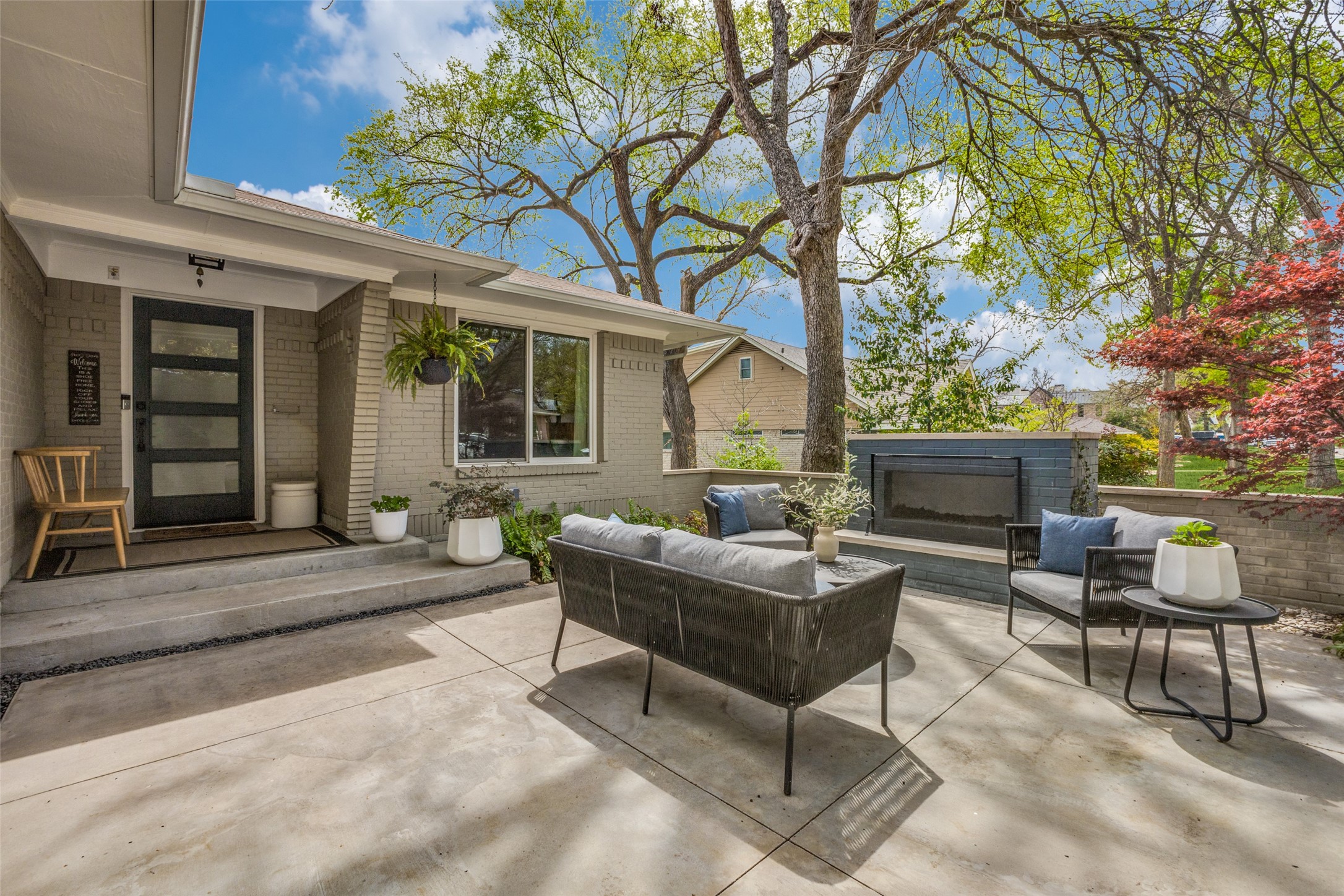 7224 Alexander Drive